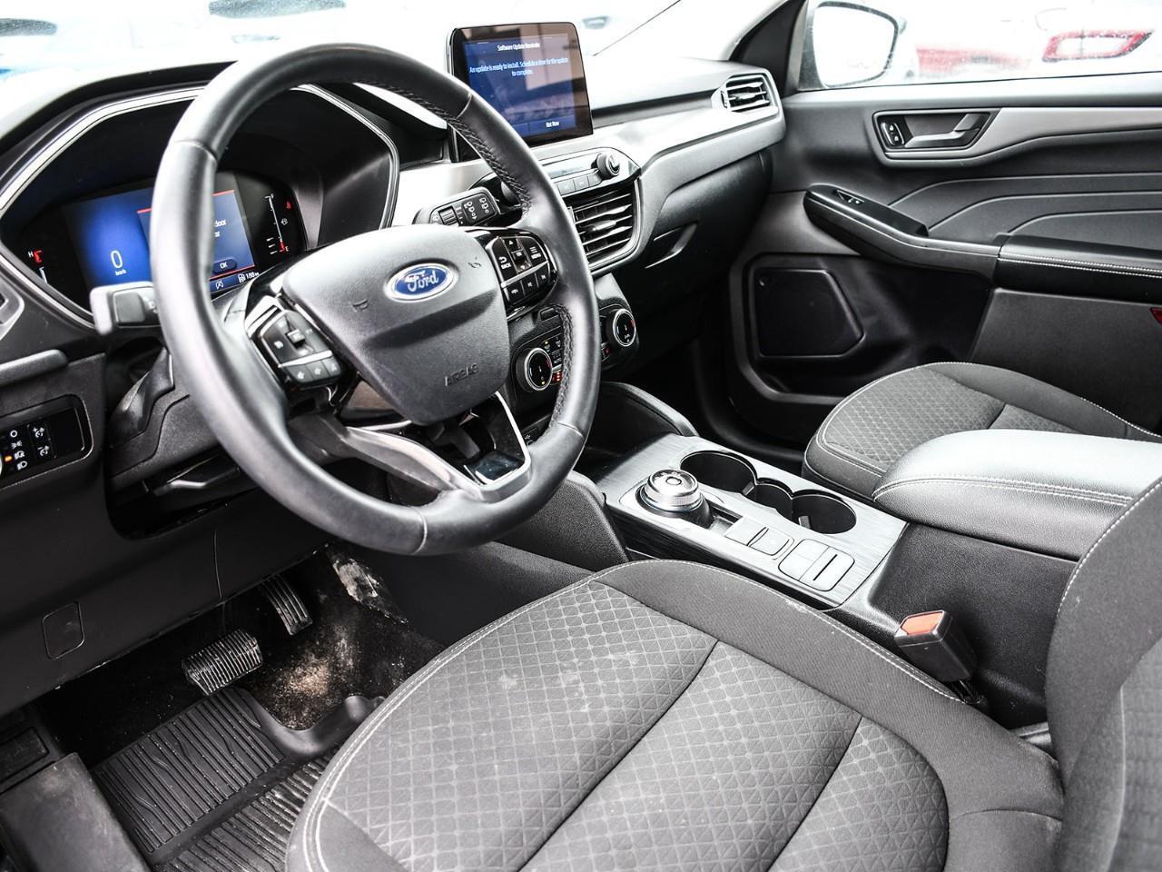 2024 Ford Escape Active AWD   Lane Keeping Aid   Heated Seats Photo