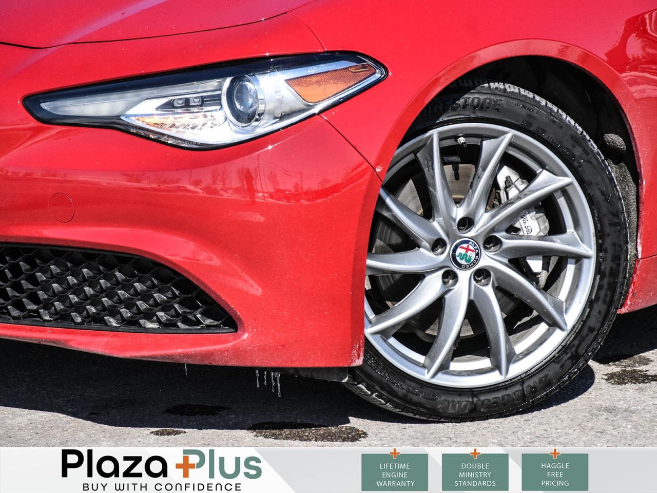 2017 Alfa Romeo Giulia Q4 Clean CarFax Report   All Wheel Drive   Certifi Photo