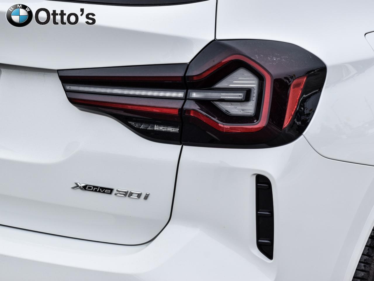 2023 BMW X3 xDrive30i M Sport Package Premium Package Essentia Photo