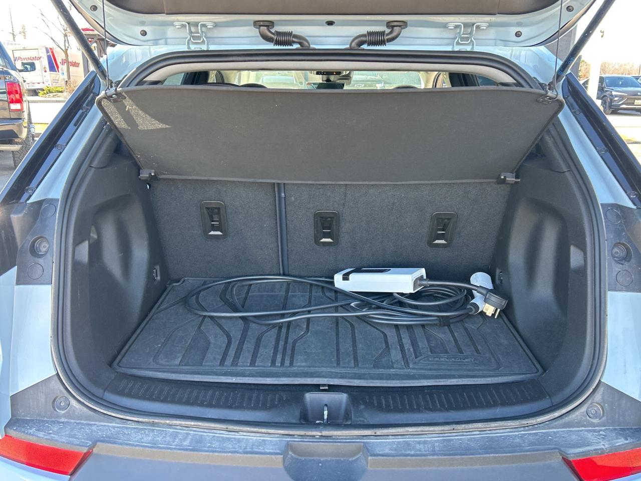 2023 Chevrolet Bolt EUV Premier Photo