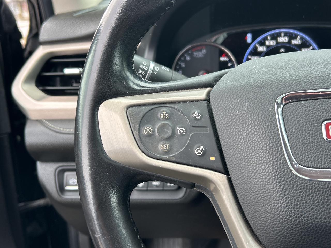 2021 GMC Acadia Denali Photo