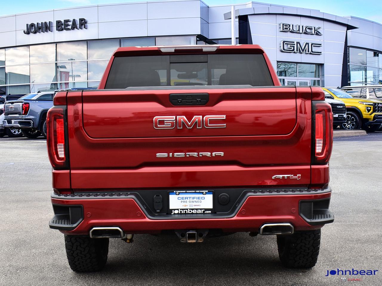 2022 GMC Sierra 1500 Limited AT4 Photo