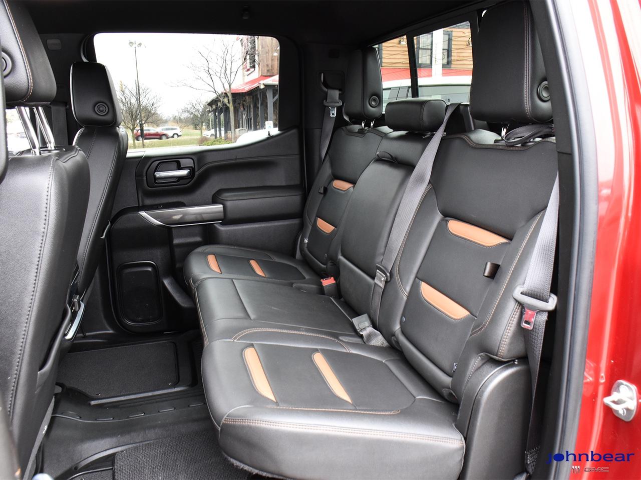2022 GMC Sierra 1500 Limited AT4 Photo