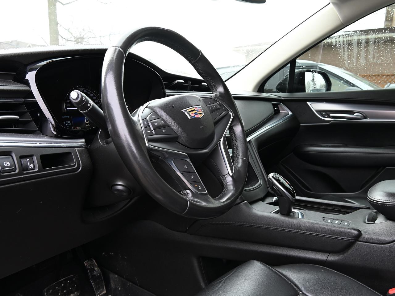 2018 Cadillac XT5 Luxury AWD Photo