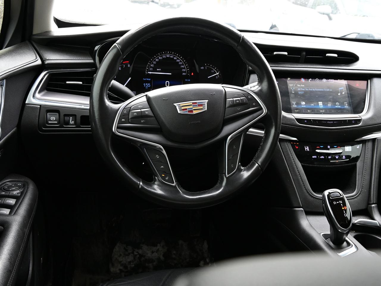 2018 Cadillac XT5 Luxury AWD Photo