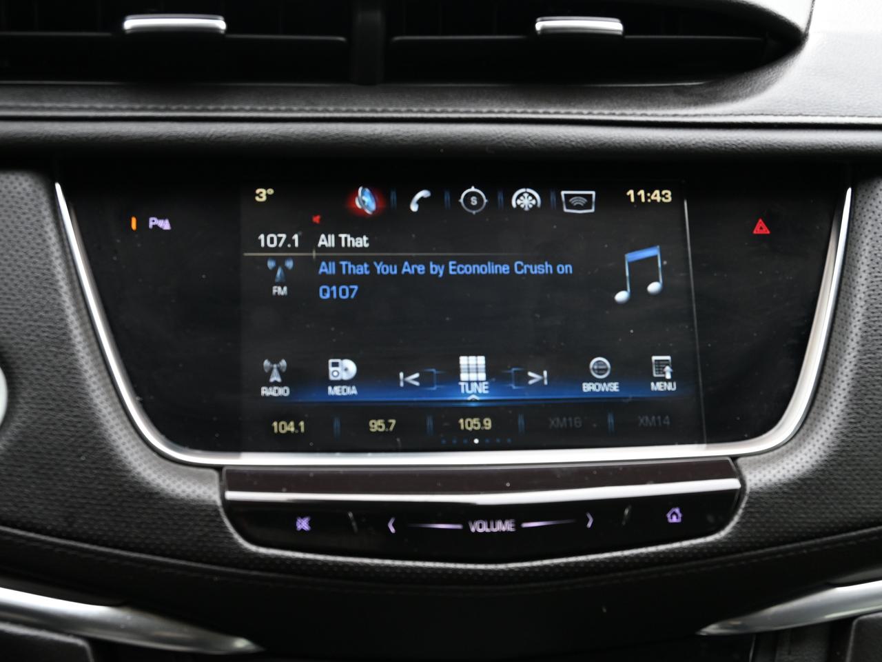 2018 Cadillac XT5 Luxury AWD Photo