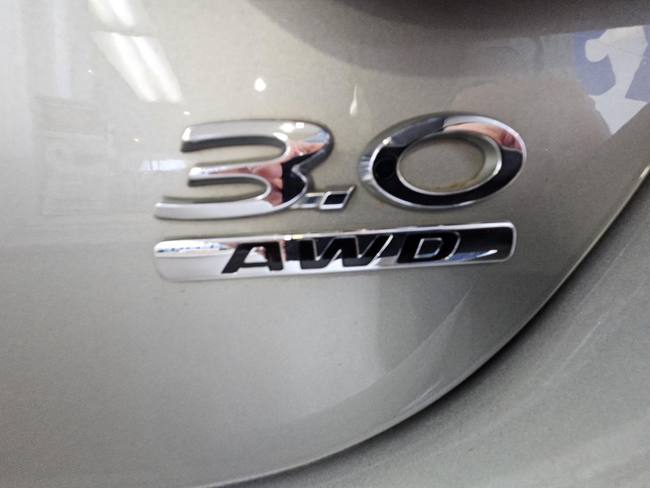 2013 Jaguar XF 4dr Sdn V6 AWD Photo