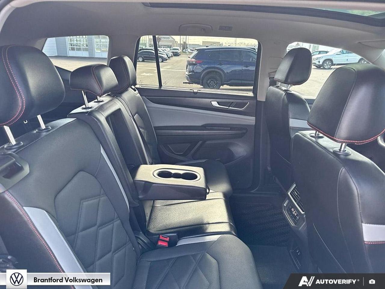 2024 Volkswagen Atlas Peak Edition Photo