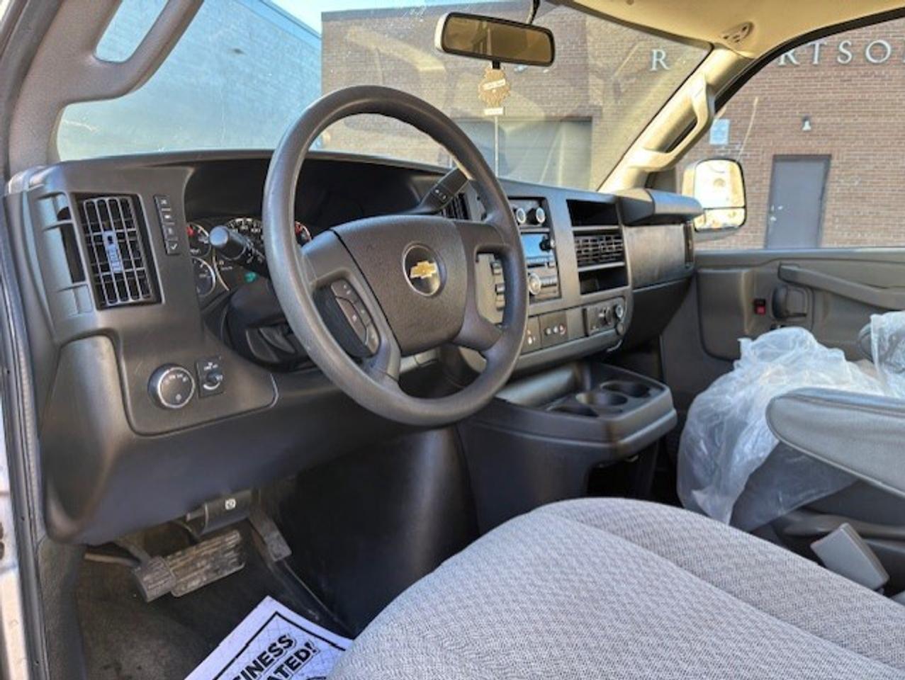 2018 Chevrolet Express Passenger 2500 LT 12 PASSENGER-CAMERA-WE FINANCE Photo