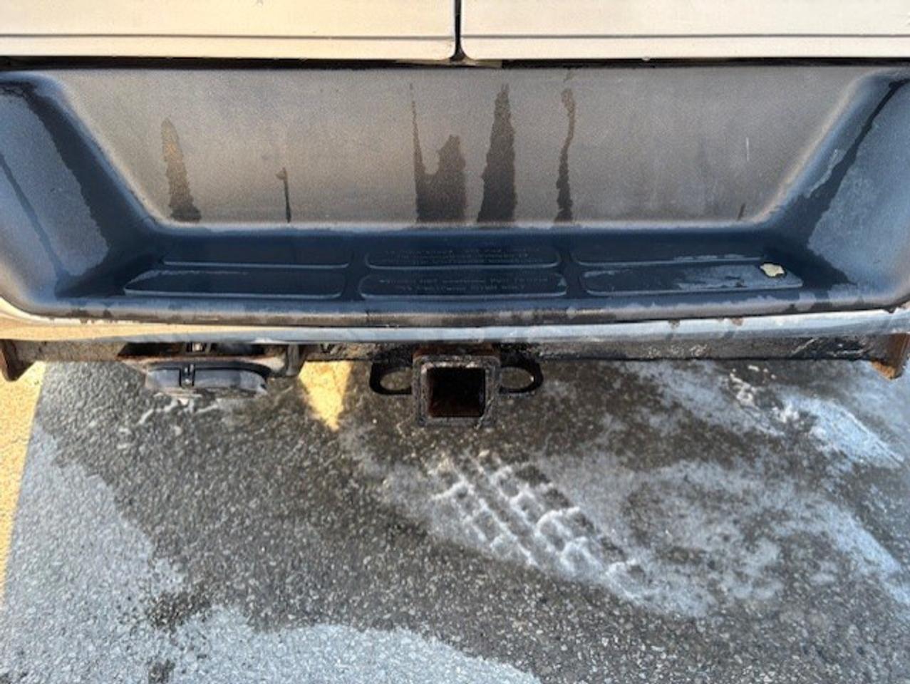 2018 Chevrolet Express Passenger 2500 LT 12 PASSENGER-CAMERA-WE FINANCE Photo