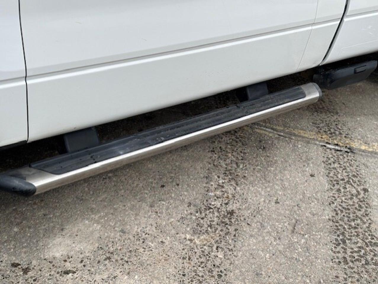 2010 Ford F-150 XLT **ONLY 44,000KM-REGULAR CAB LONG BOX-1 OWNER** Photo