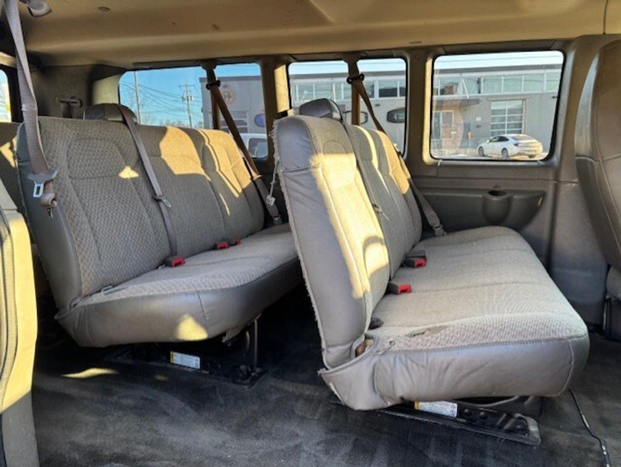 2018 Chevrolet Express 2500 LT **12 PASSENGER-BACK UP CAMERA-WE FINANCE** Photo