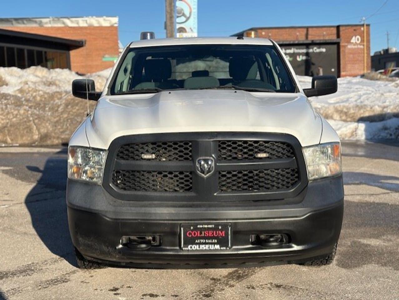 2014 RAM 1500 4WD 5.7L V8 HEMI **CREW CAB-5.7L V8-1 OWNER** Photo