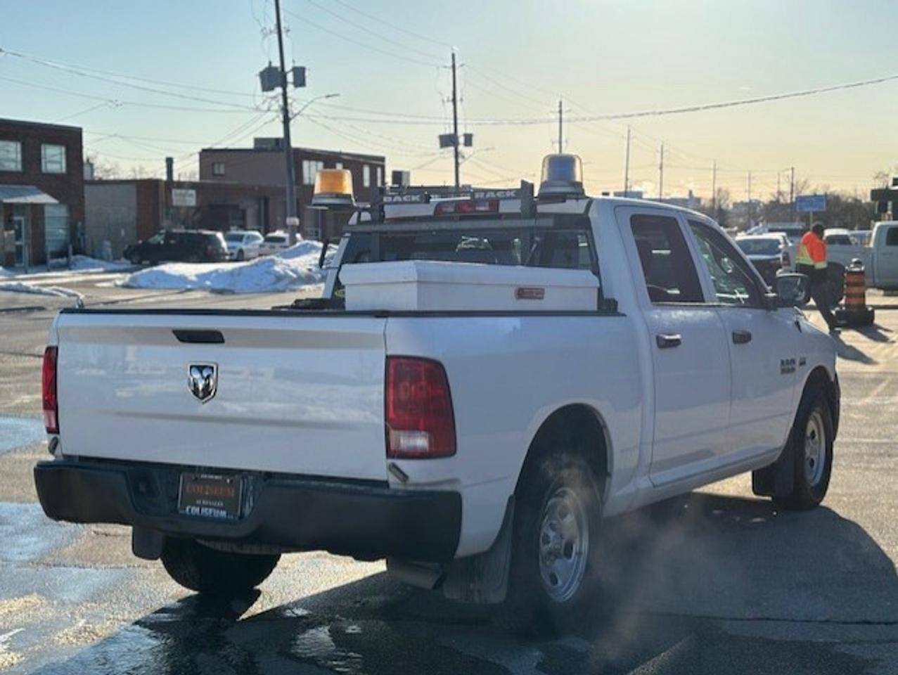 2014 RAM 1500 4WD 5.7L V8 HEMI **CREW CAB-5.7L V8-1 OWNER** Photo