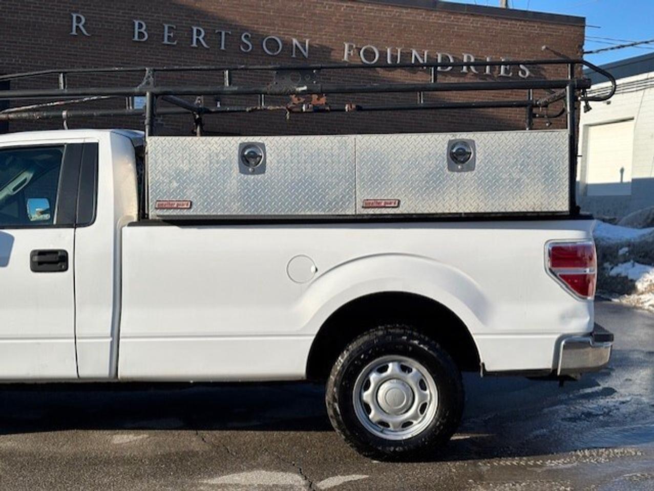 2014 Ford F-150 V8 REGULAR CAB-LONG BOX-LADDER RACKS-STORAGE BOXES Photo2