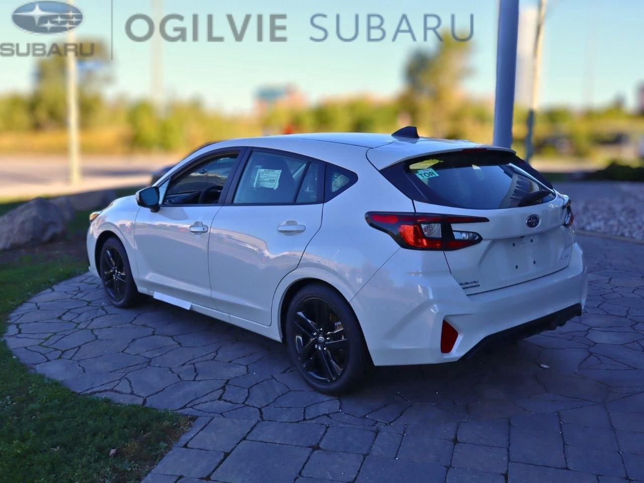 2026 Subaru Impreza Touring 4dr Hatchback Photo4
