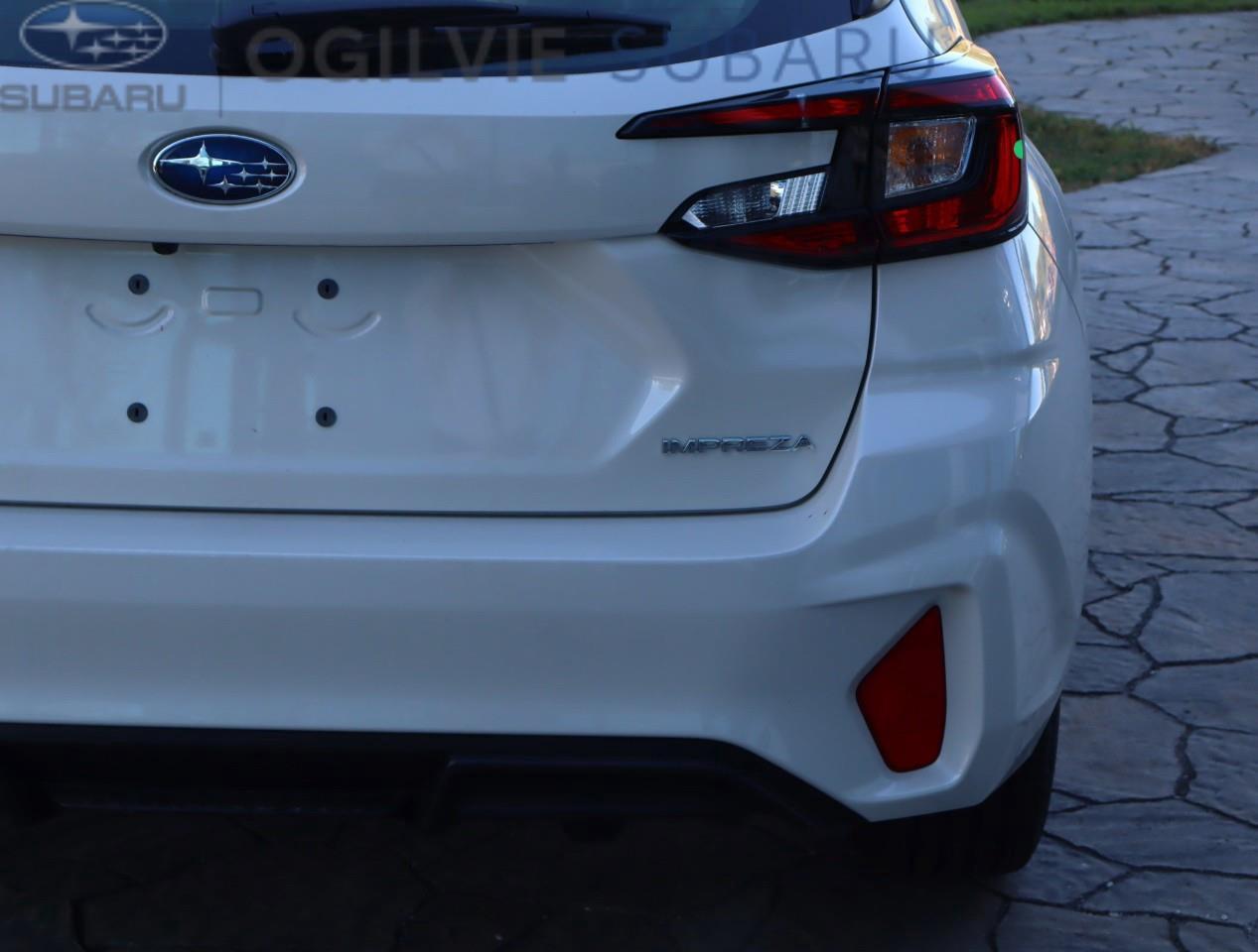 2026 Subaru Impreza Touring 4dr Hatchback Photo