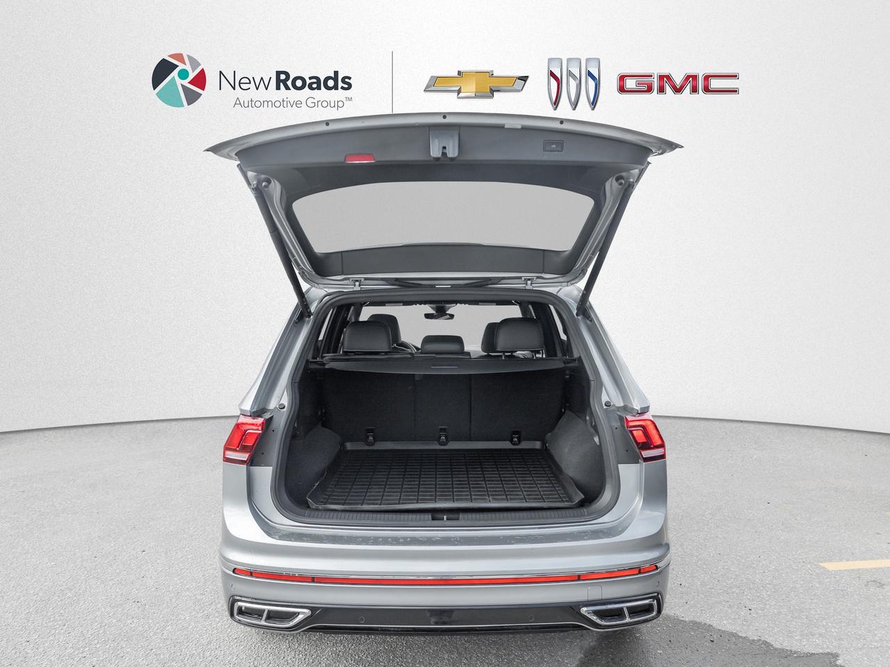 2022 Volkswagen Tiguan Highline R-LINE 4dr All-wheel Drive 4MOTION Photo