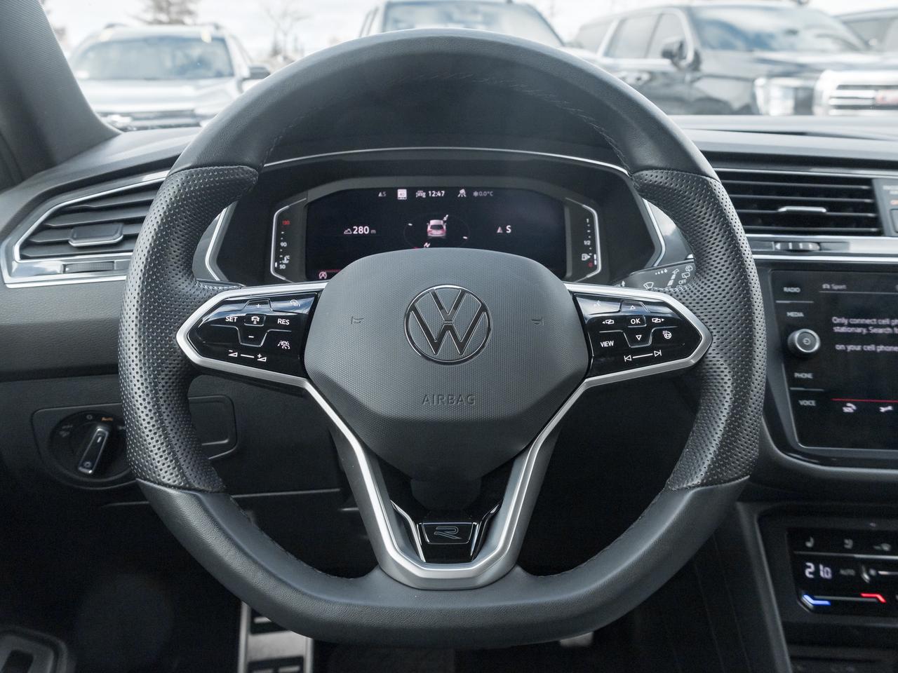 2022 Volkswagen Tiguan Highline R-LINE 4dr All-wheel Drive 4MOTION Photo