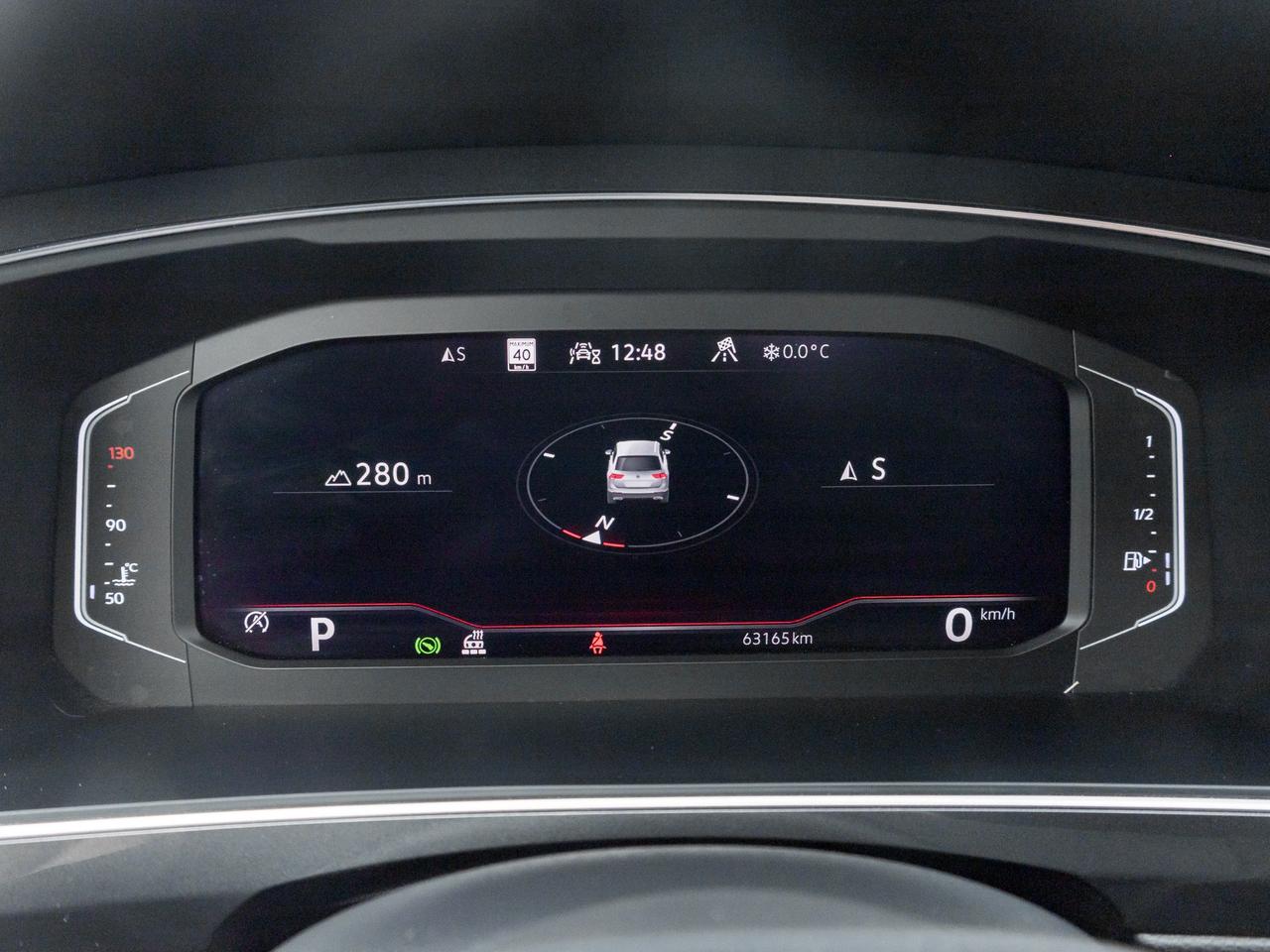 2022 Volkswagen Tiguan Highline R-LINE 4dr All-wheel Drive 4MOTION Photo