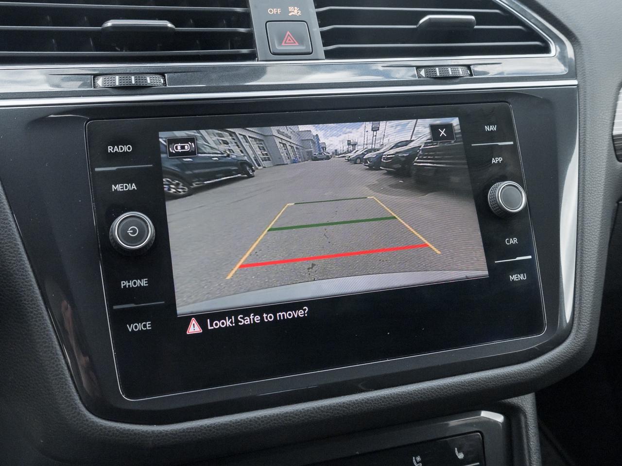 2022 Volkswagen Tiguan Highline R-LINE 4dr All-wheel Drive 4MOTION Photo