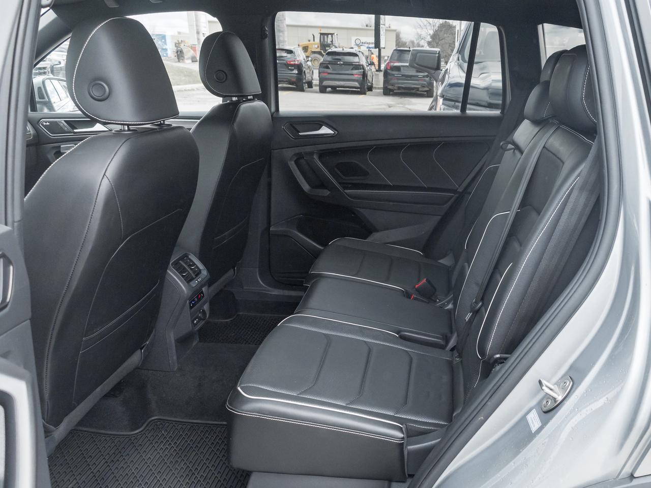 2022 Volkswagen Tiguan Highline R-LINE 4dr All-wheel Drive 4MOTION Photo