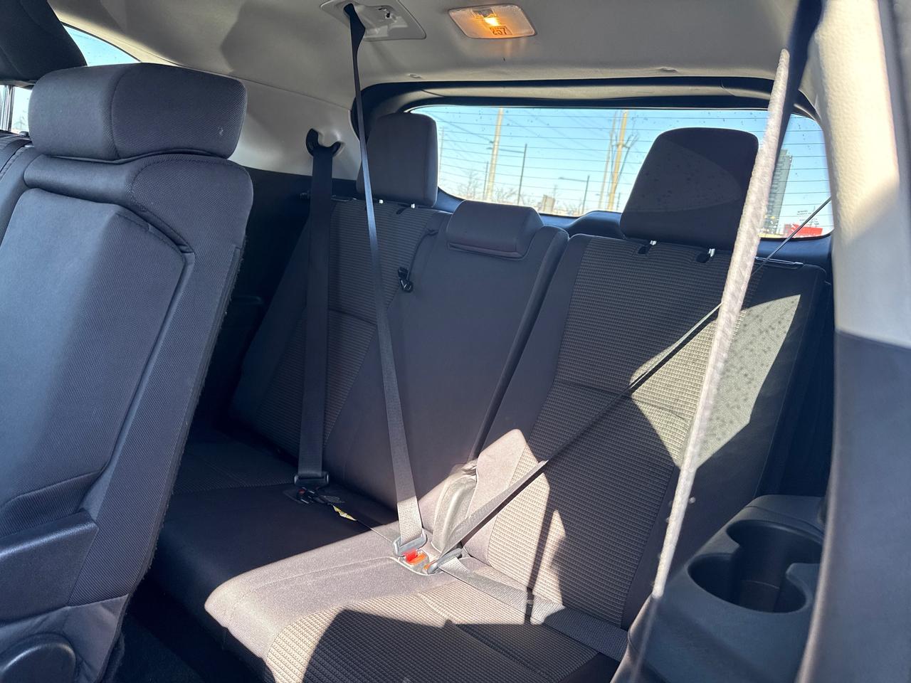 2023 Toyota Highlander LE 4dr All-wheel Drive Photo