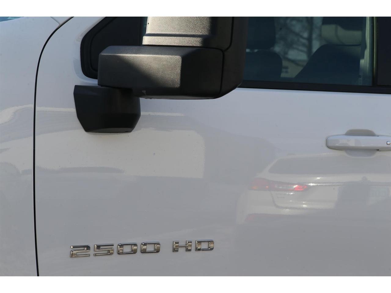 2025 Chevrolet Silverado 2500 HD Crew Cab 4X4 | Long Box 6.8 FT | 6.6 V8 | ALLISON 10 SPD- Automatic Photo