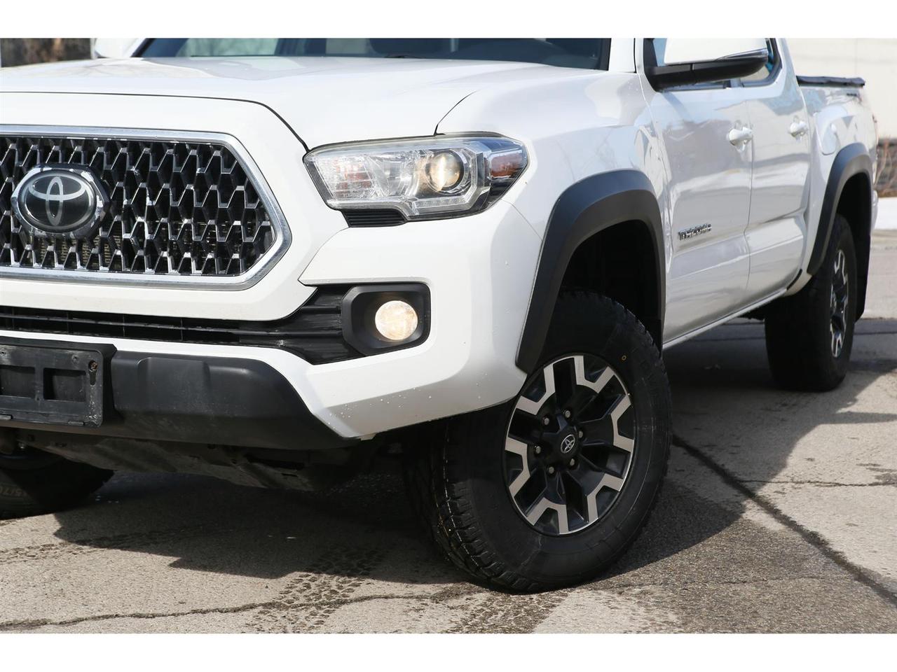 2018 Toyota Tacoma SR5 Double Cab Long Bed V6 6AT| 4X4 | TRD Off-Road Photo