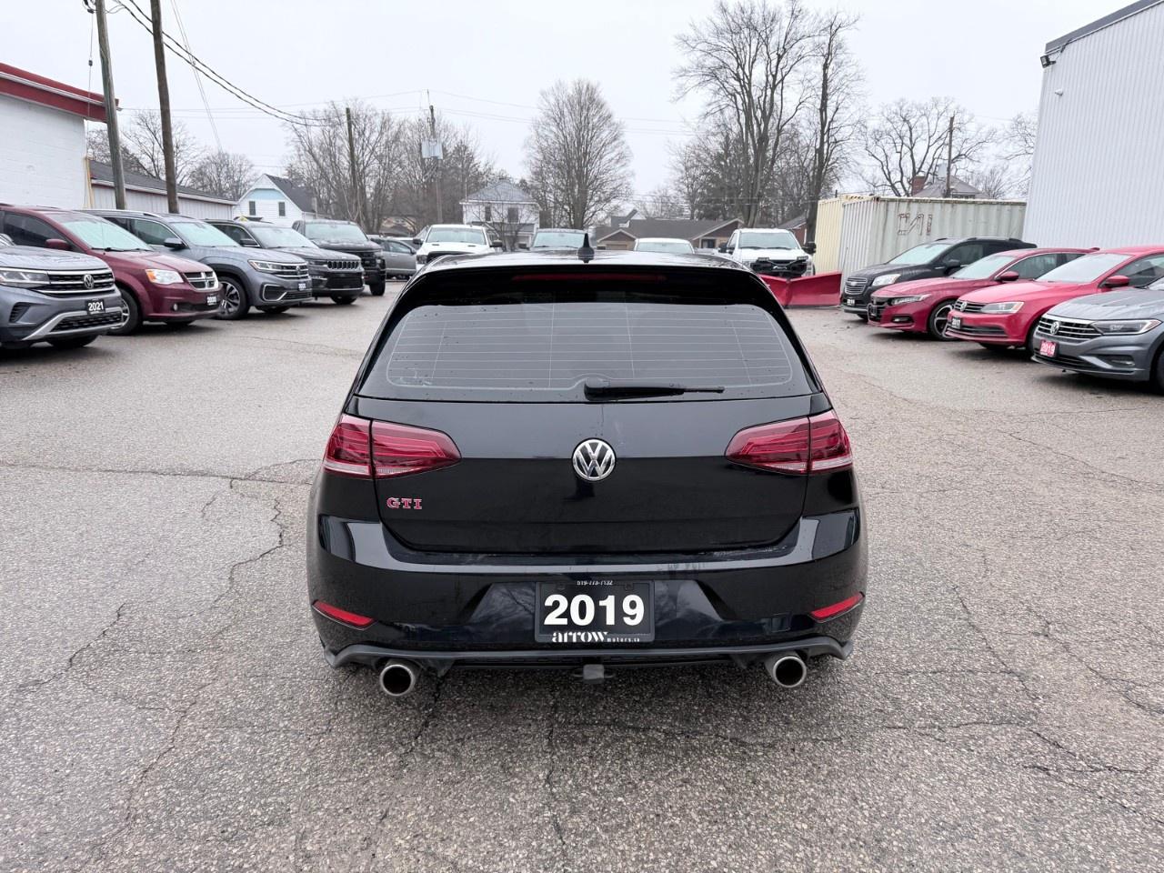 2019 Volkswagen Golf GTI  Photo