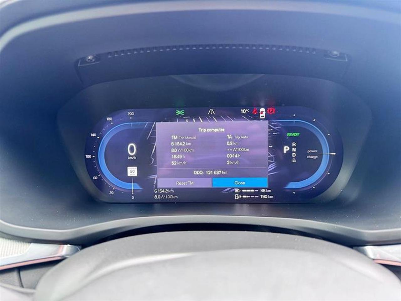 2023 Volvo V60 Recharge Recharge Ultimate - Dark Photo