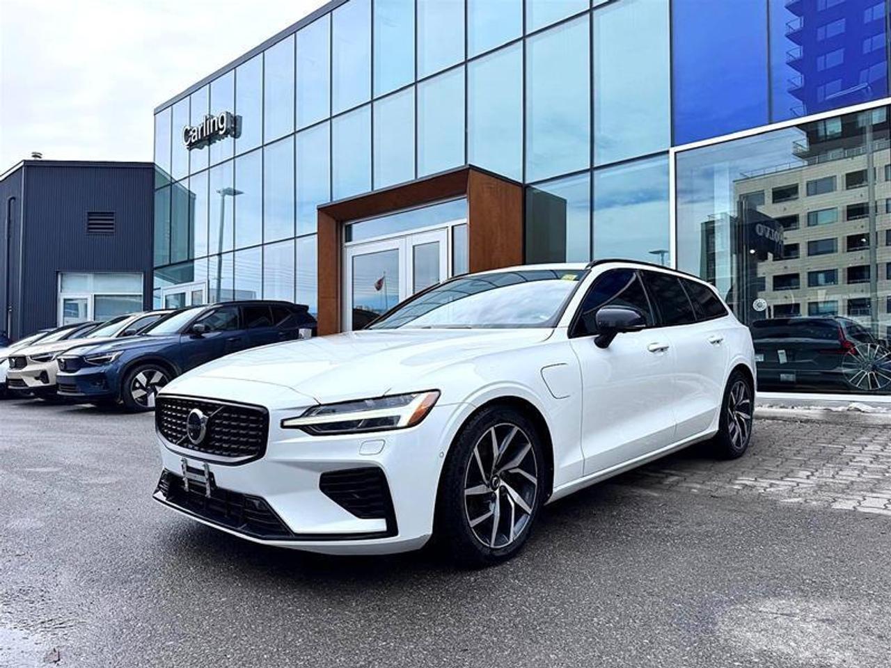 2023 Volvo V60 Recharge Recharge Ultimate - Dark Photo