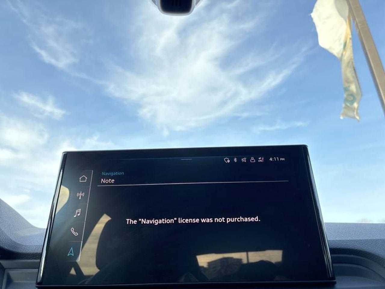 13686809