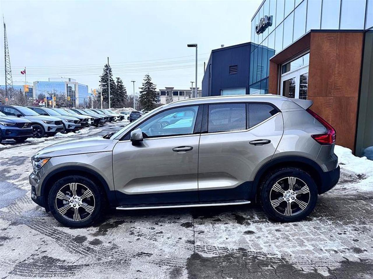 2022 Volvo XC40 T5 AWD Inscription Photo
