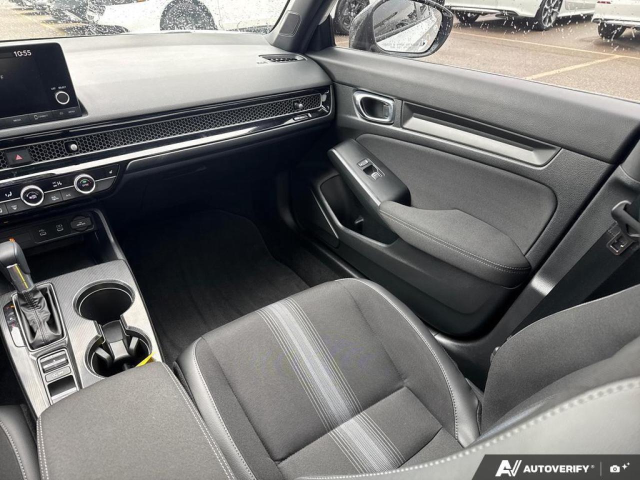 2025 Honda Civic Sedan Sport CVT   NO CLAIMS   APPLE CARPLAY   HTD SEATS Photo