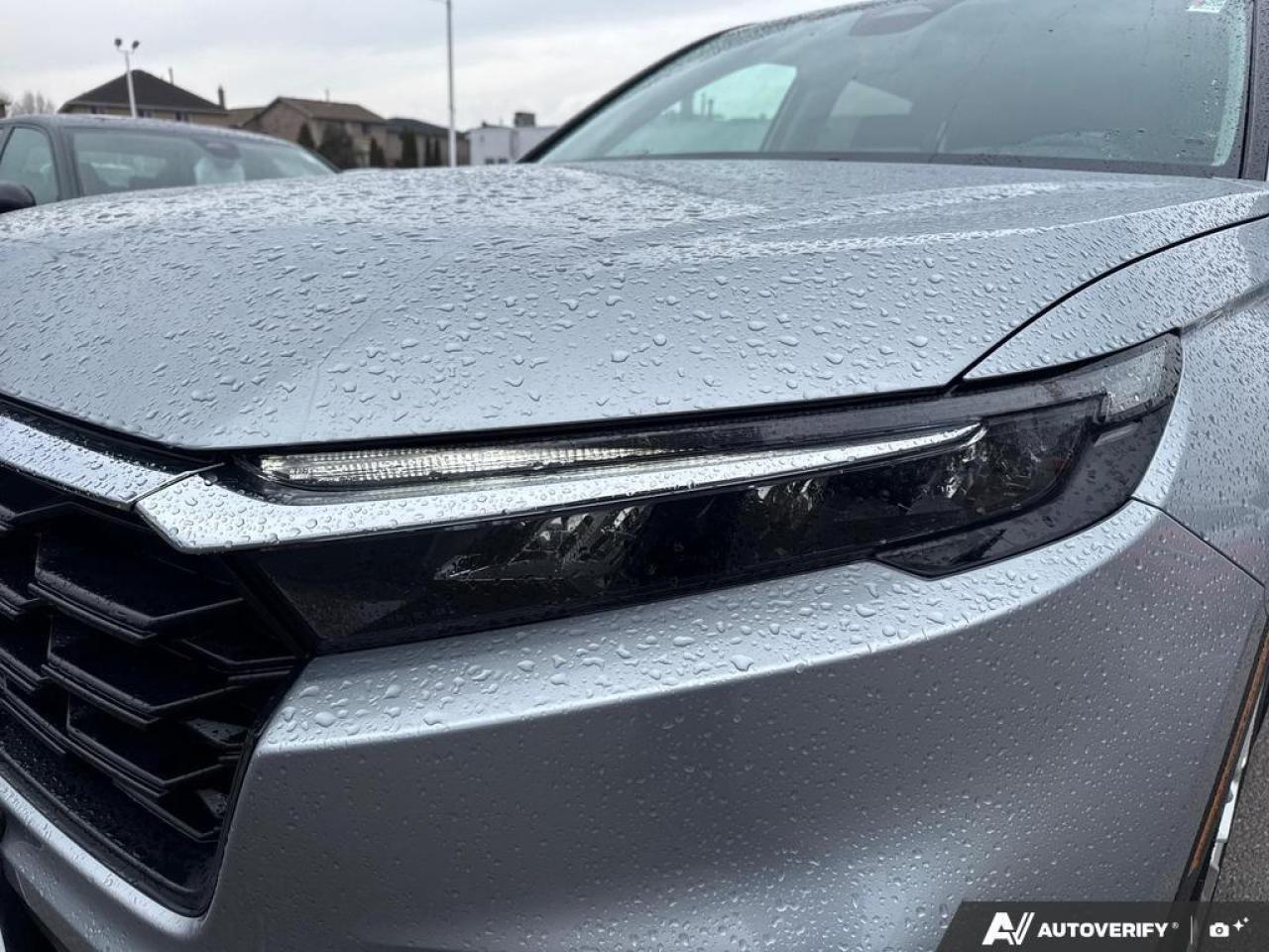 2025 Honda CR-V LX 2WD   APPLE CARPLAY   HTD SEATS   NO CLAIMS Photo