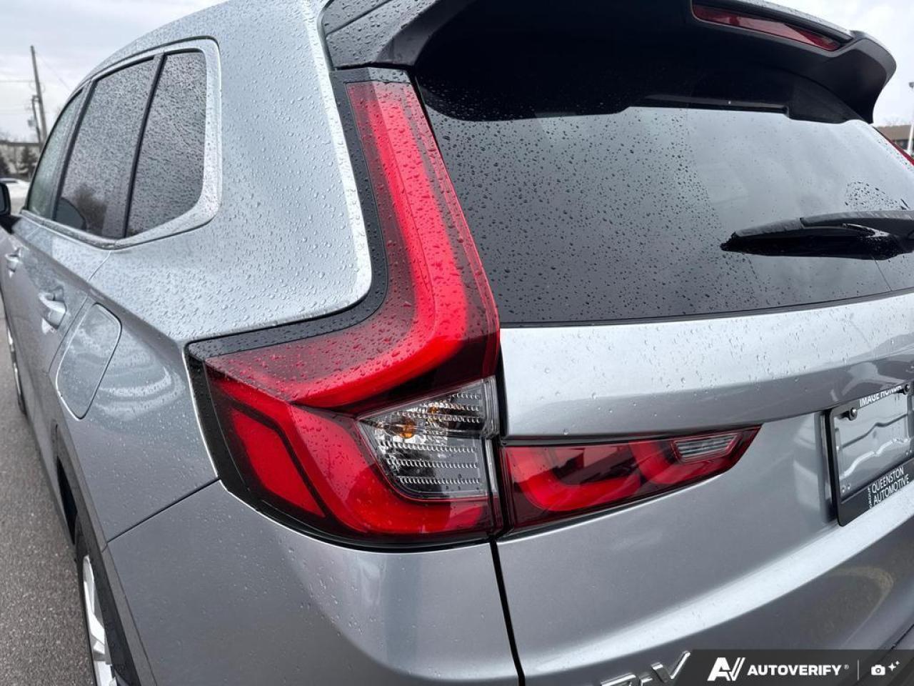 2025 Honda CR-V LX 2WD   APPLE CARPLAY   HTD SEATS   NO CLAIMS Photo