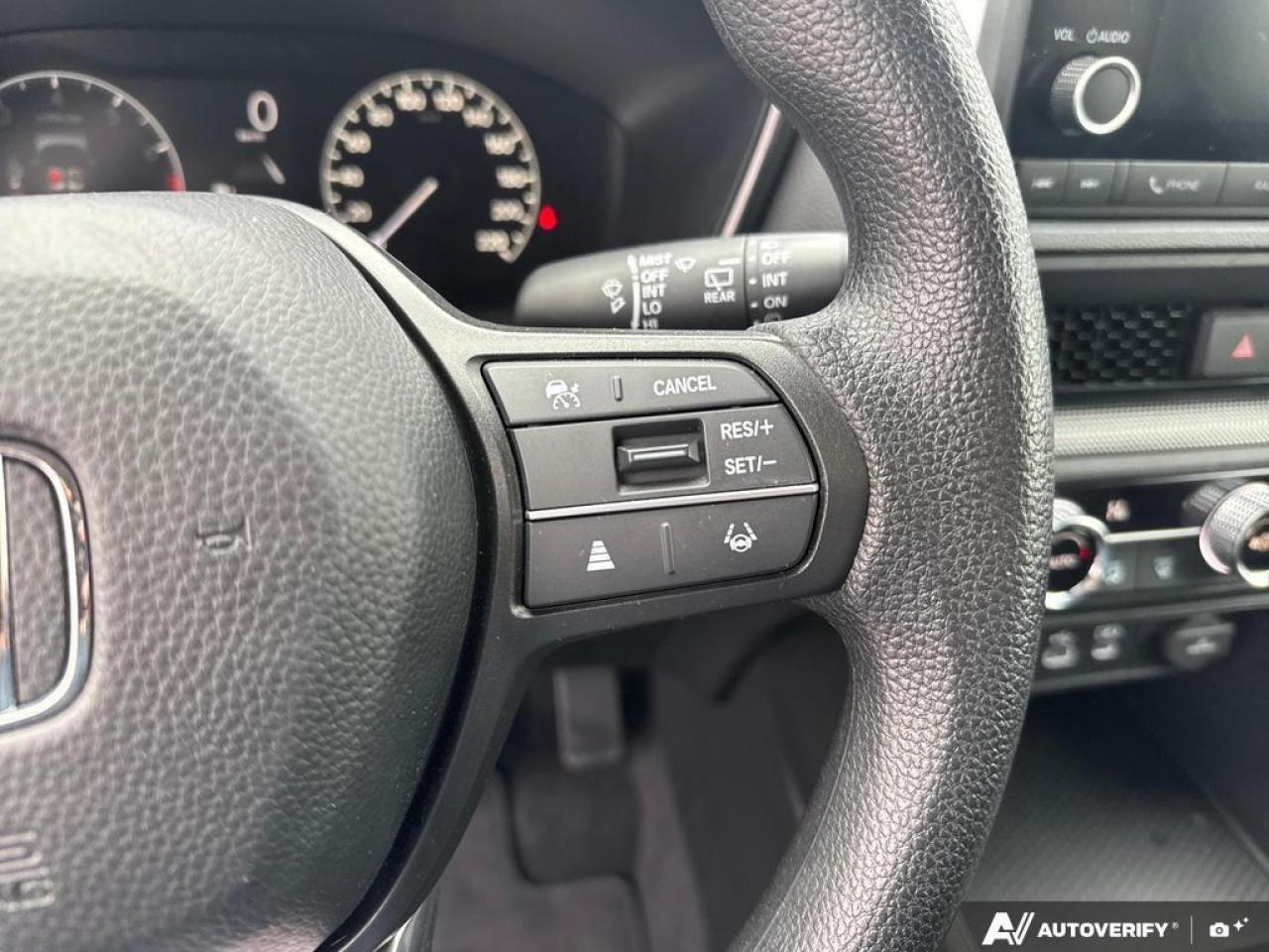 2025 Honda CR-V LX 2WD   APPLE CARPLAY   HTD SEATS   NO CLAIMS Photo