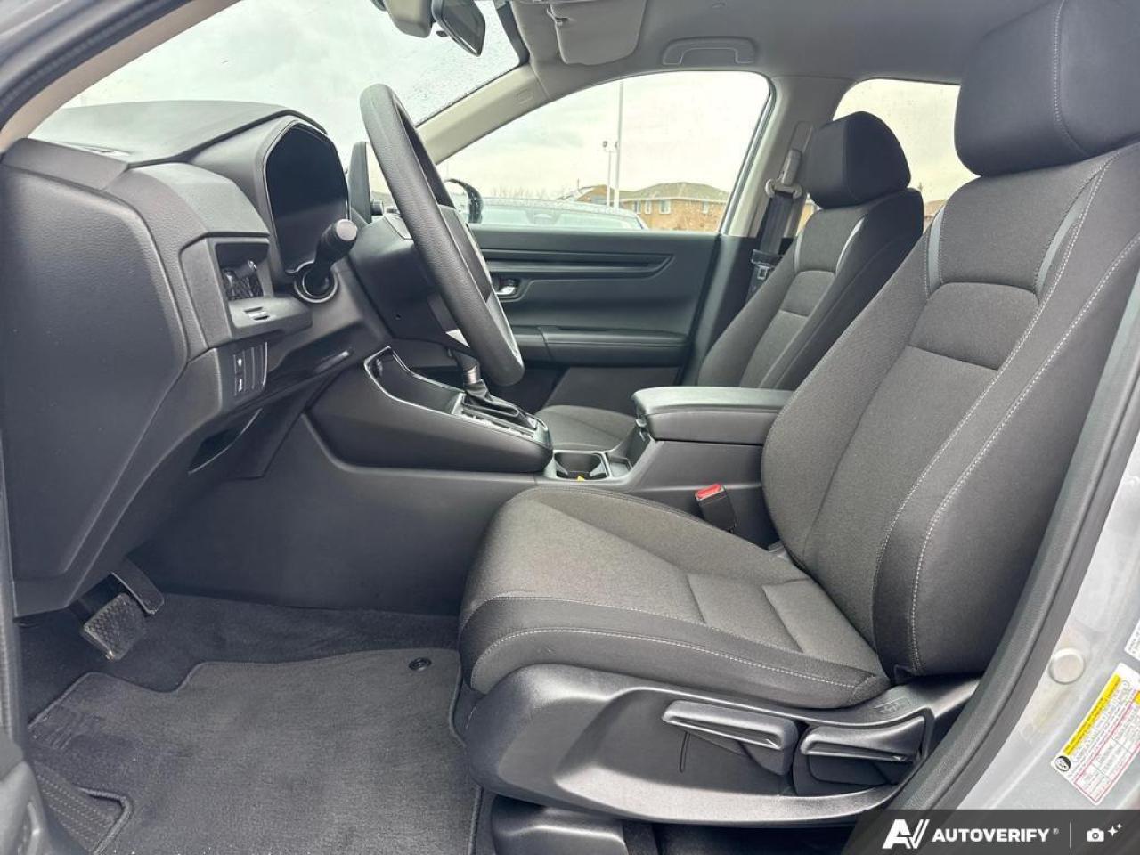 2025 Honda CR-V LX 2WD   APPLE CARPLAY   HTD SEATS   NO CLAIMS Photo