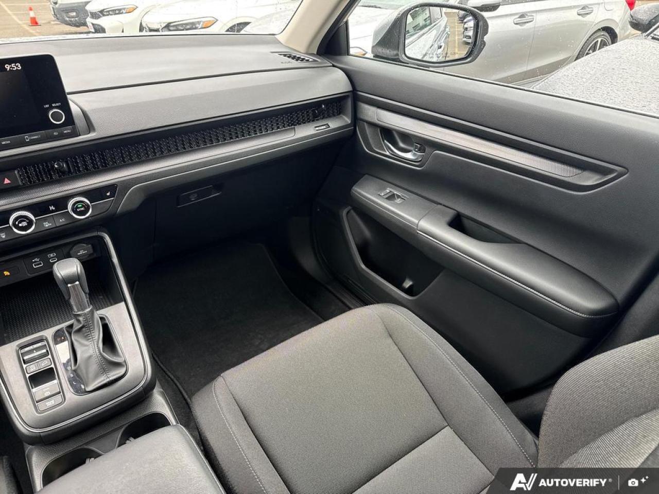 2025 Honda CR-V LX 2WD   APPLE CARPLAY   HTD SEATS   NO CLAIMS Photo