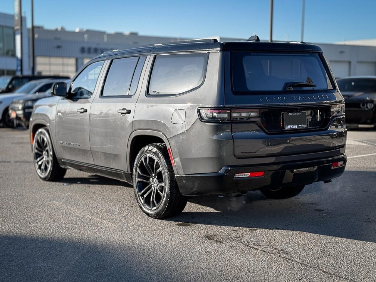 2023 Jeep Grand Wagoneer Series III   SERIES 3   OBSIDIAN   PASS DISPLAY Photo