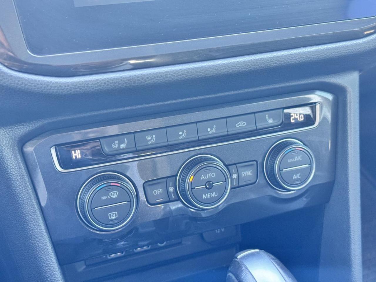 2019 Volkswagen Tiguan HIGHLINE 4MOTION/ 4 BRAND NEW TIRES/ CERTIFIED Photo