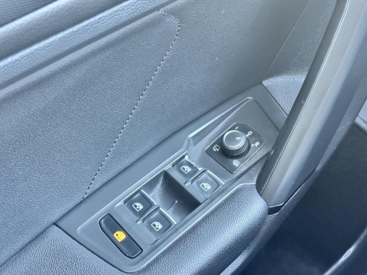 2019 Volkswagen Tiguan HIGHLINE 4MOTION/ 4 BRAND NEW TIRES/ CERTIFIED Photo