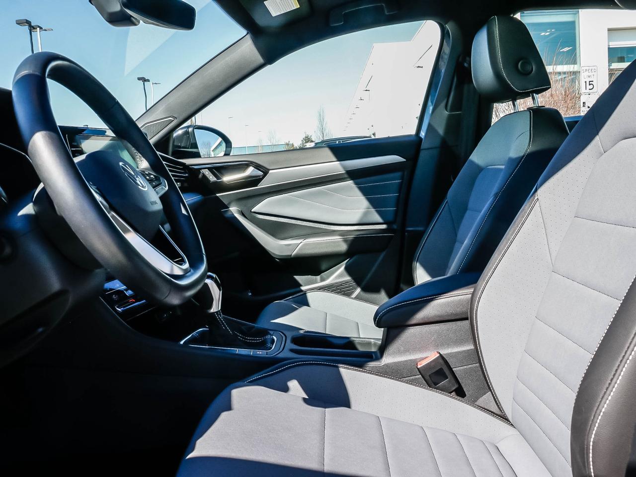 2025 Volkswagen Jetta Comfortline AUTO Photo