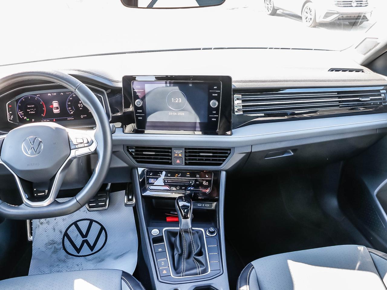 2025 Volkswagen Jetta Comfortline AUTO Photo