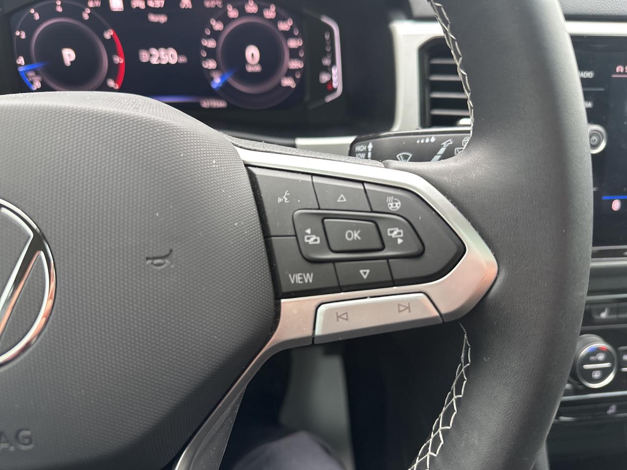 2023 Volkswagen Atlas Highline 3.6 FSI 4MOTION Photo