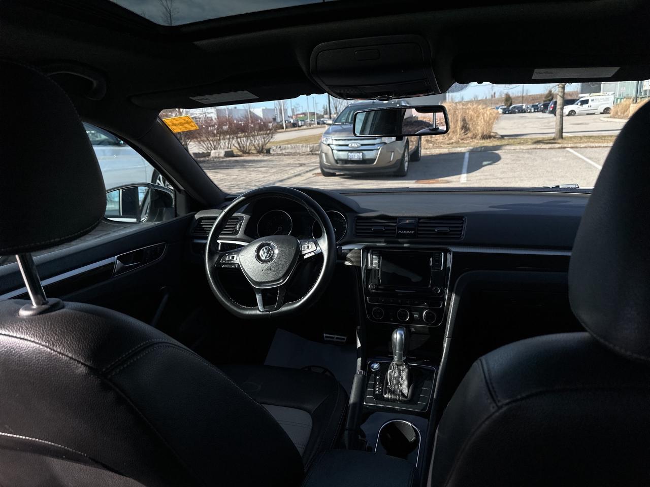 2018 Volkswagen Passat GT DSG Photo