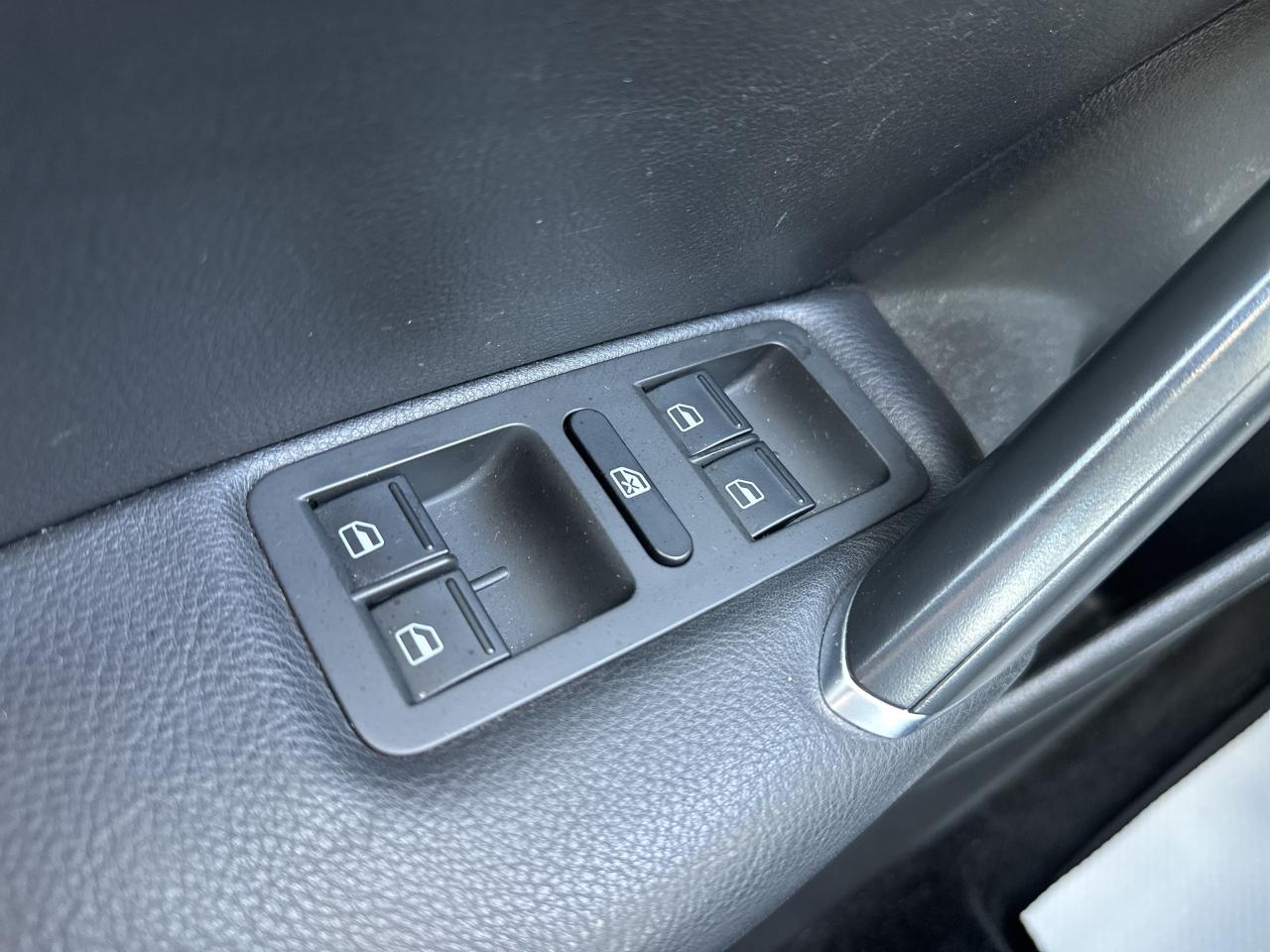 2018 Volkswagen Passat GT DSG Photo