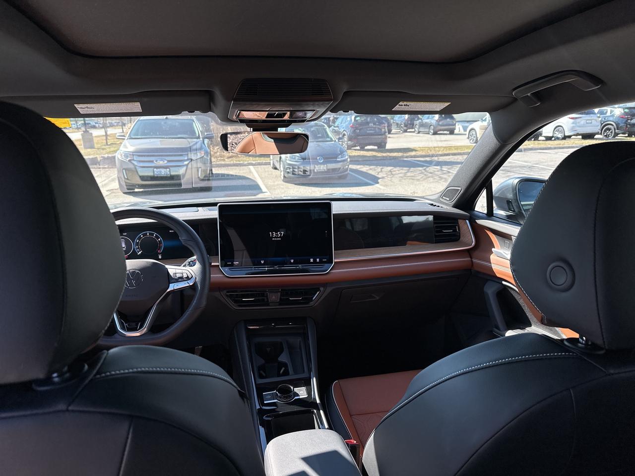 2025 Volkswagen Tiguan HIGHLINE R-LINE 4MOTION Photo