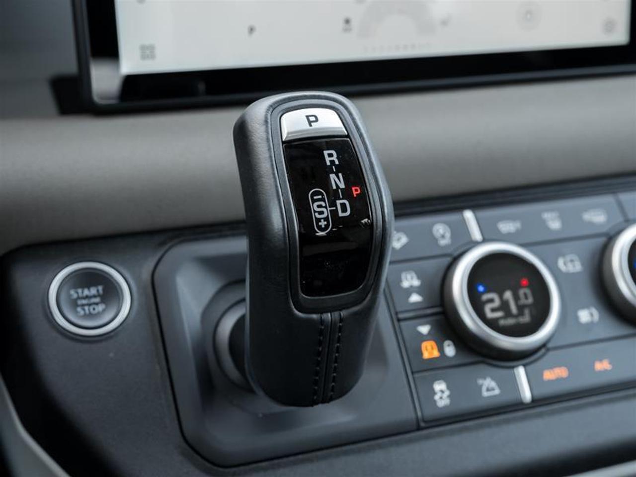 2022 Land Rover Defender S 4dr All-Wheel Drive 110 Photo